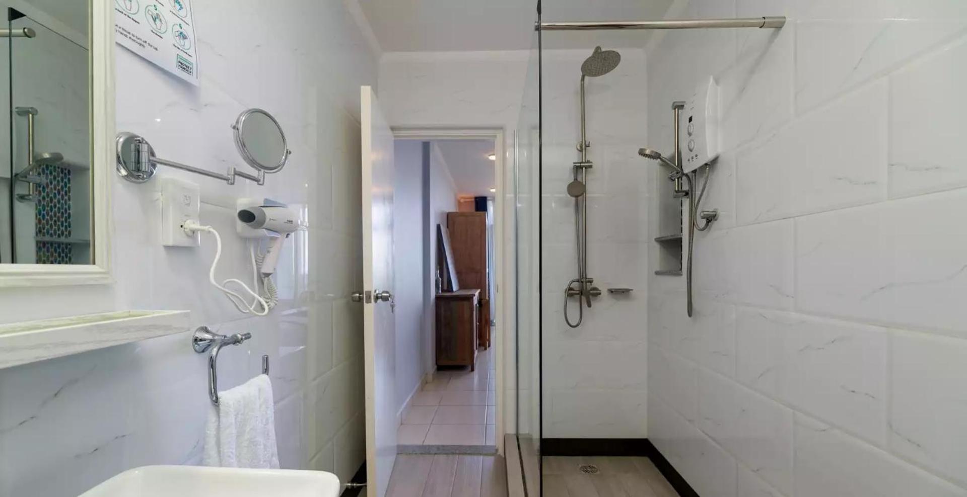 Beau Vallon Studios - Apartments Vacation Rentals Victoria Eksteriør bilde